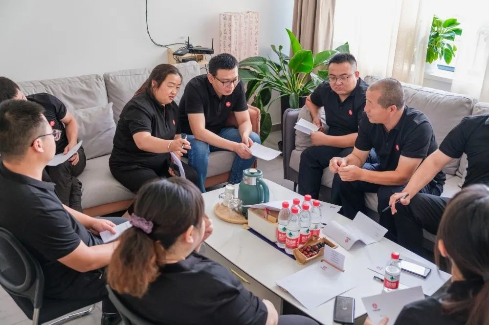 心相融·创未来丨尊龙凯时人生就是博物流2022年中总结会议