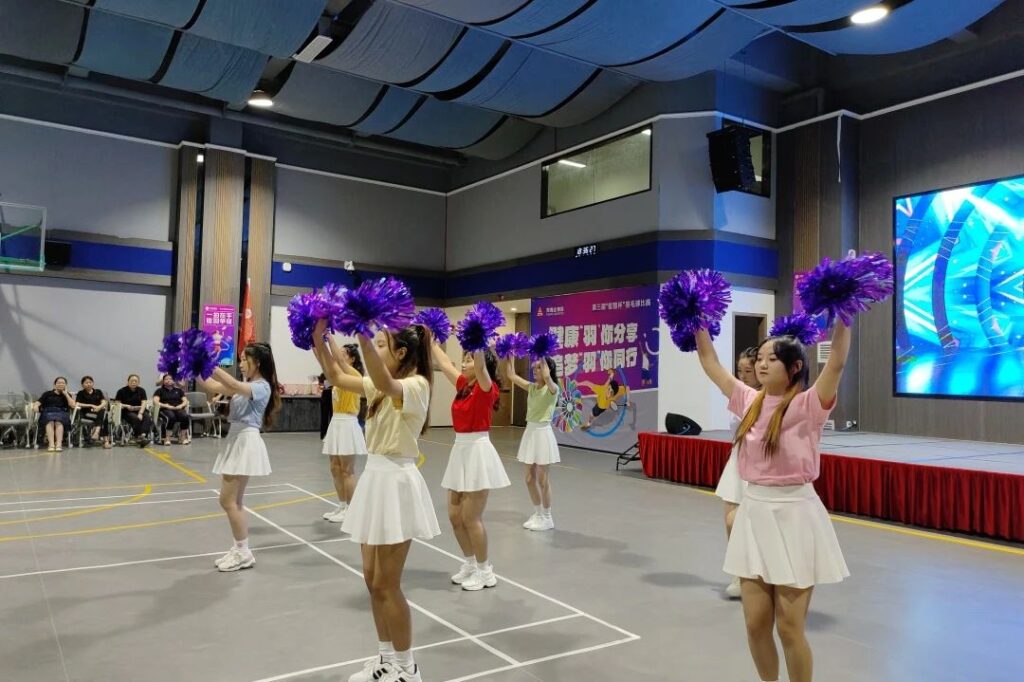 健康“羽”你分享,追梦“羽”你同行——尊龙凯时人生就是博物流第三届“智慧杯”羽毛球比赛