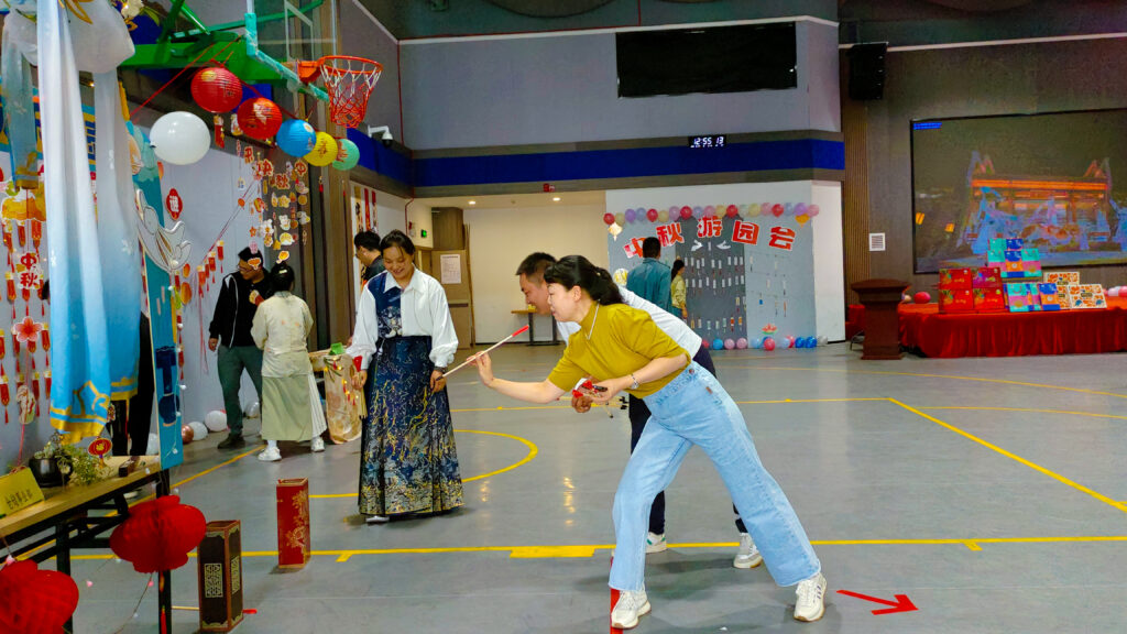 尊龙凯时人生就是博物流中秋游园会